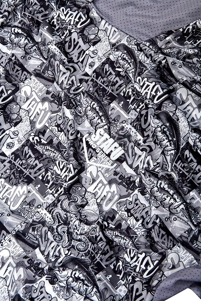 Stratos Kapüşonlu ve Maskeli UPF 40+ Performans T-Shirt - Grafiti Black